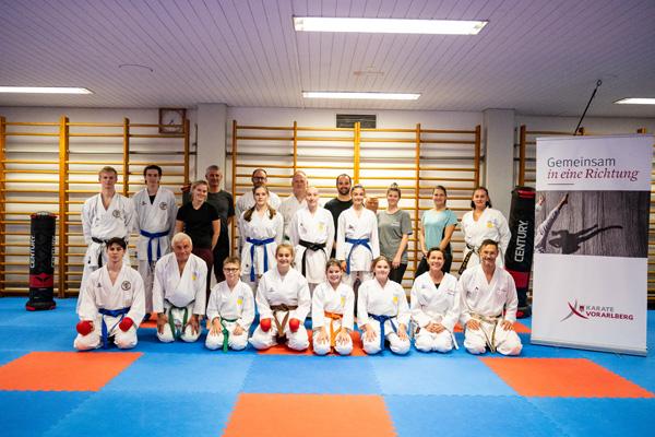 Sporttraining Karate; Gruppenfoto