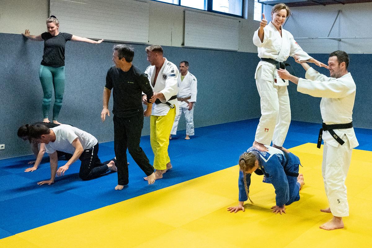 Sportschnuppern Judo mit Landesrätin Martina Rüscher im Olympiazentrum Dornbirn