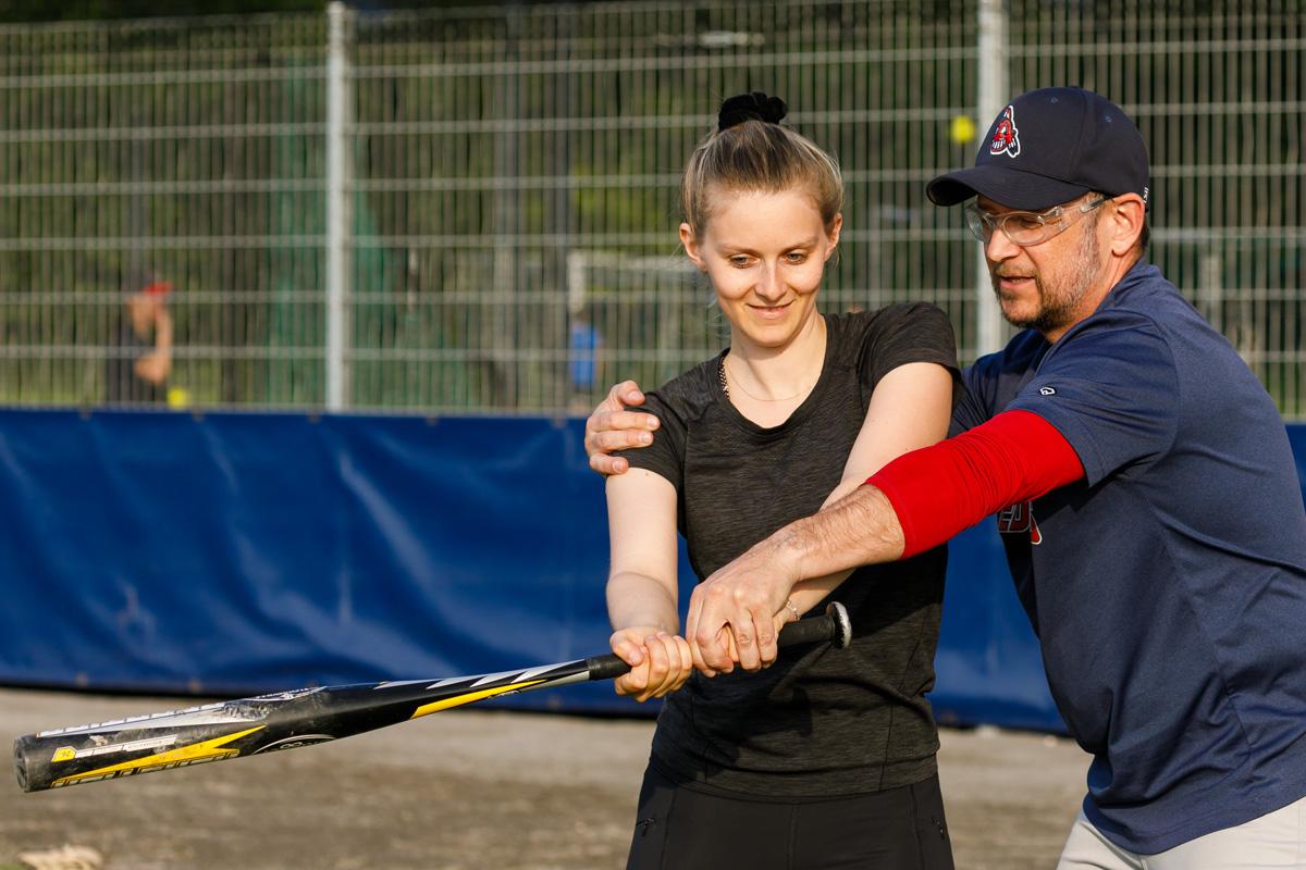 Baseballtraining mit Landesrätin Martina Rüscher