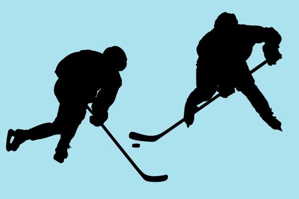 Schwarze Silhouetten zweier Eishockeyspieler auf hellblauem Hintergrund