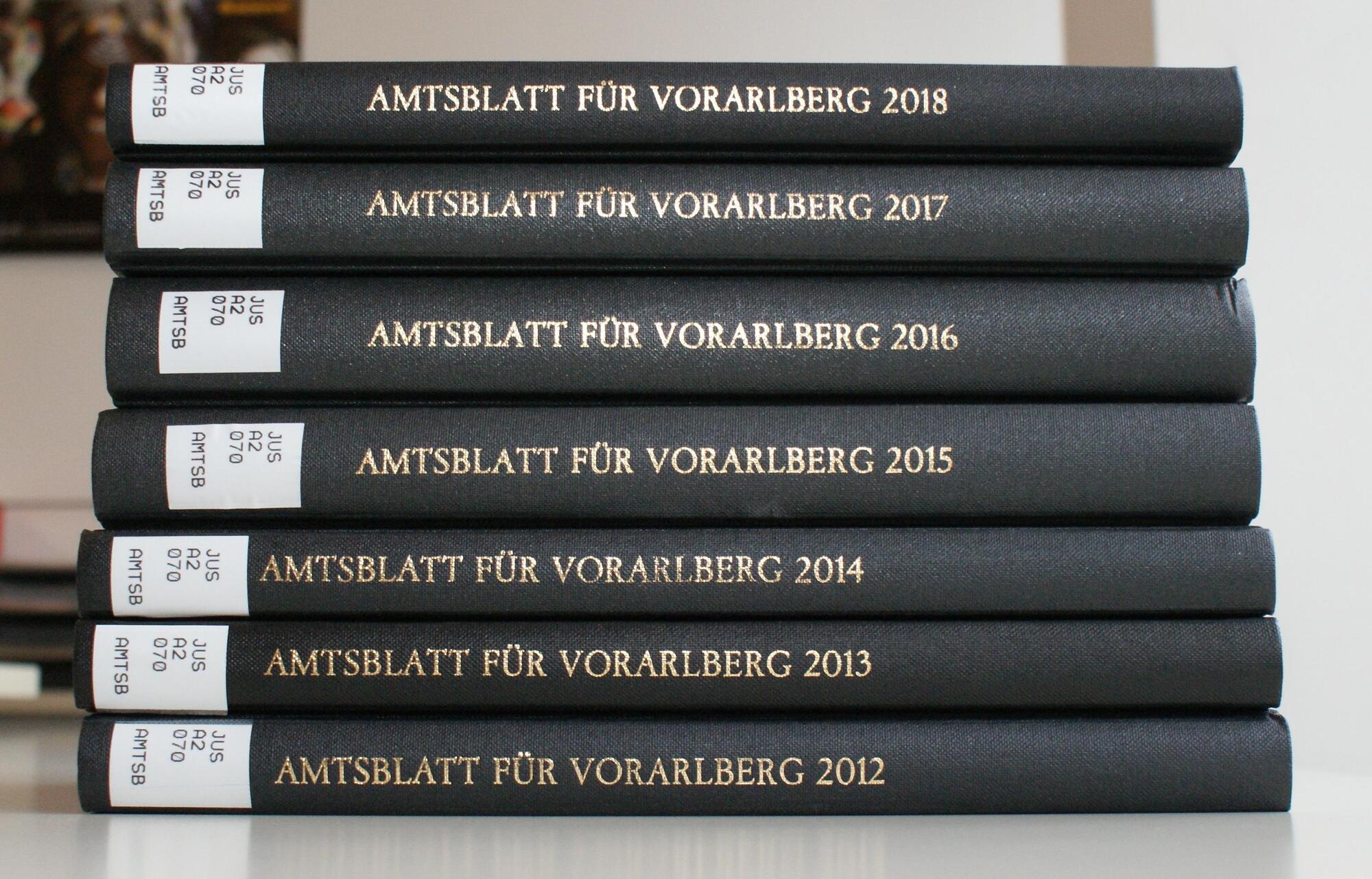 Gebundene Amtsblatt Ausgaben der Jahre 2012 - 2018